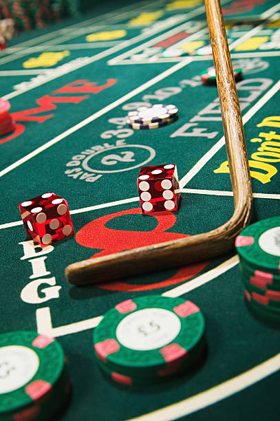 h2toto mobile app interface showing live-dealer tables and sportsbook markets